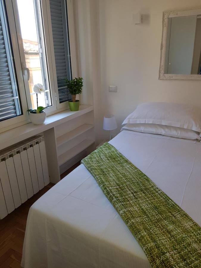 Erida 2 Apartment Spanish Steps Rzym Zewnętrze zdjęcie